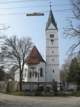 Kirche der Pfarrei &quot;St. Cyprian und Justina&quot; in Kleinkitzighofen